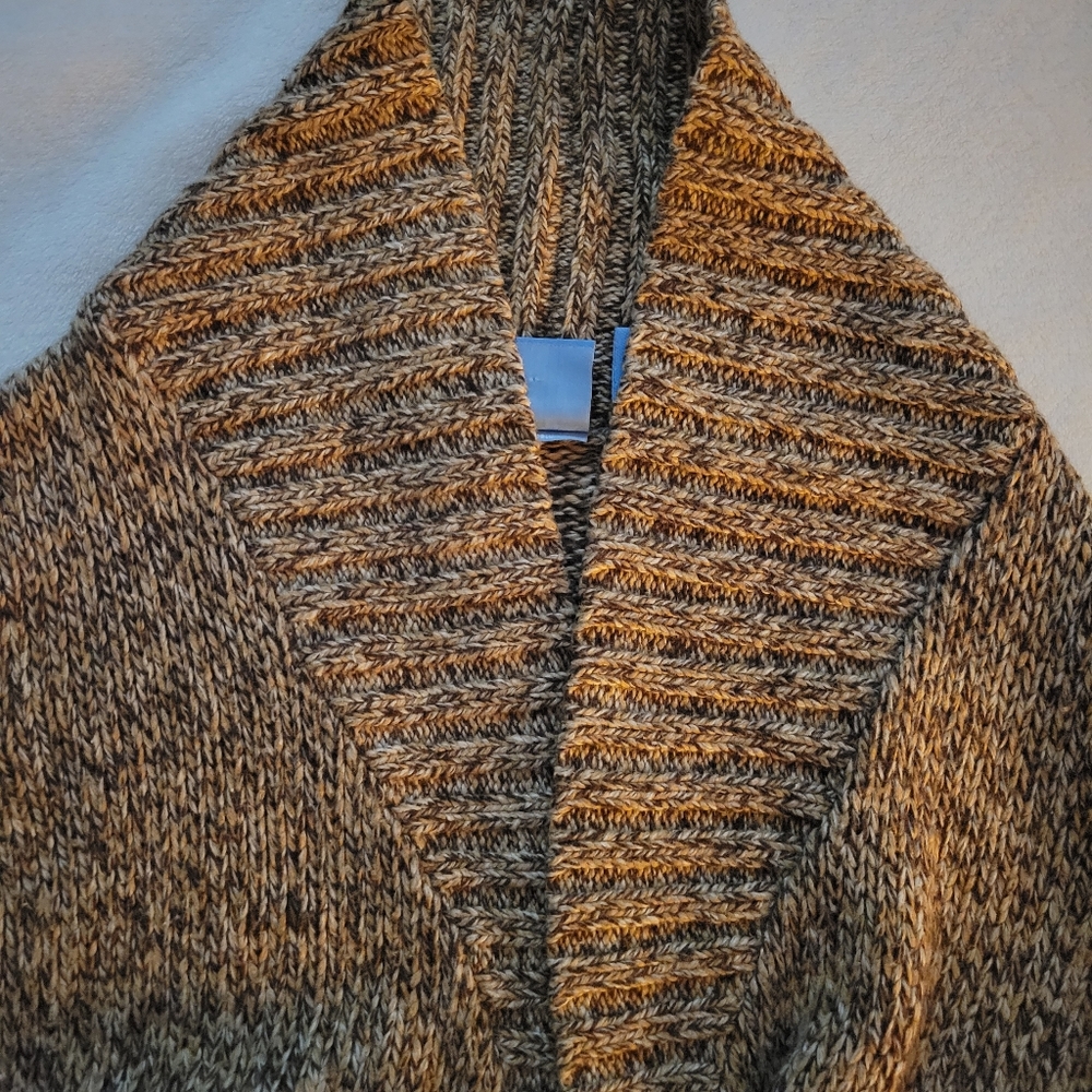 Cardigan/Sweater - Picture 4 of 4